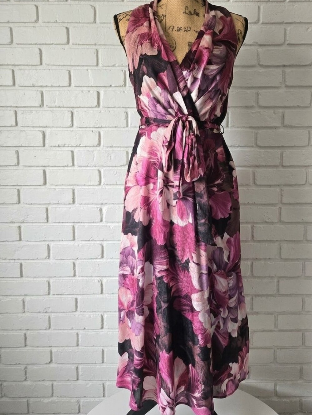 Vintage Floral Wrap Maxi Dress Pink Purple V-Neck Sleeveless Boho Chic S M